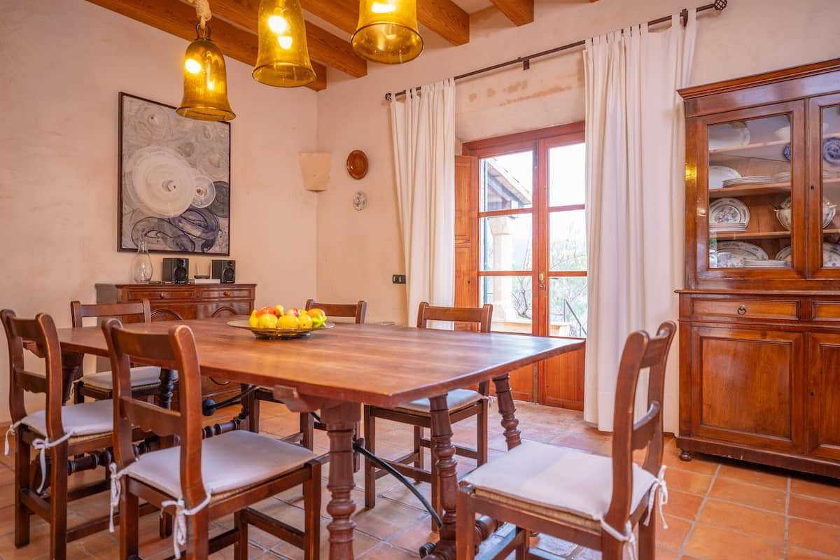 Can Llobera — Salle de bain